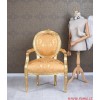 Luxusní židle v zlaté barvě
