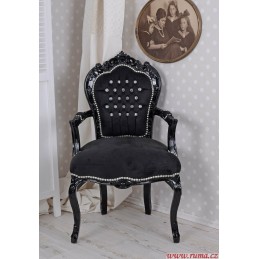 Jídelní židle v černé barvě