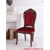 Dřevěné židle v červené barvě